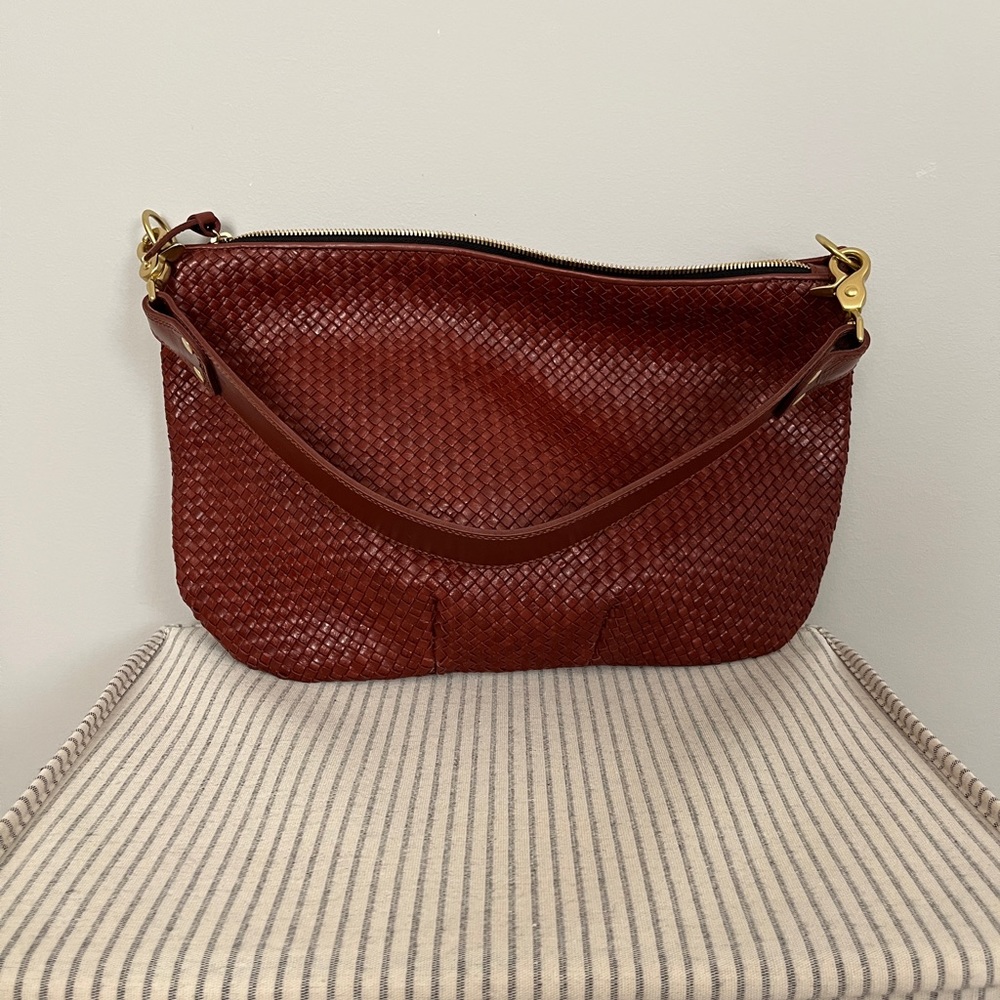 Clare V. Moyen Messenger in toffee